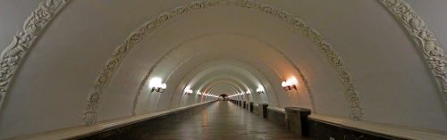 Переход от станции метро «Театральная» до «Площади Революции» откроют к осени 2019 года